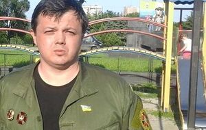 Семенченко заявил, что оружие его побратимам могли подбросить