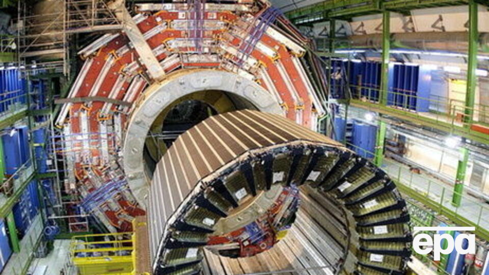 На Великий адронний коллайдер чекають два роки без наукової роботи