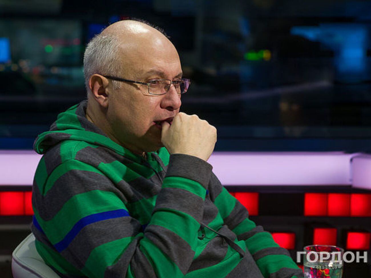 Ганапольский:&nbsp;Вы там, бараны, меньше смотрите развлекательные передачи, где вы себя успокаиваете, какие вы сильные