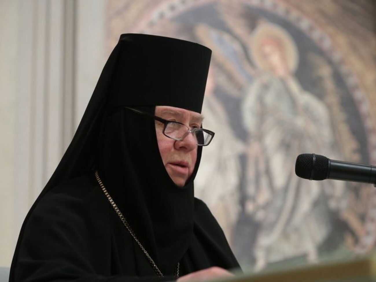 Настоятельку Свято-Троїцького Серафимо-Дівєєвського жіночого монастиря Сергію (Конкову) завербували в 1987 році