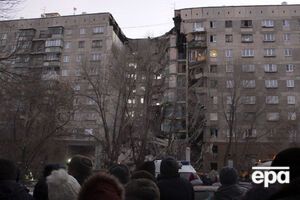 В результате взрыва газа обрушился подъезд жилого дома