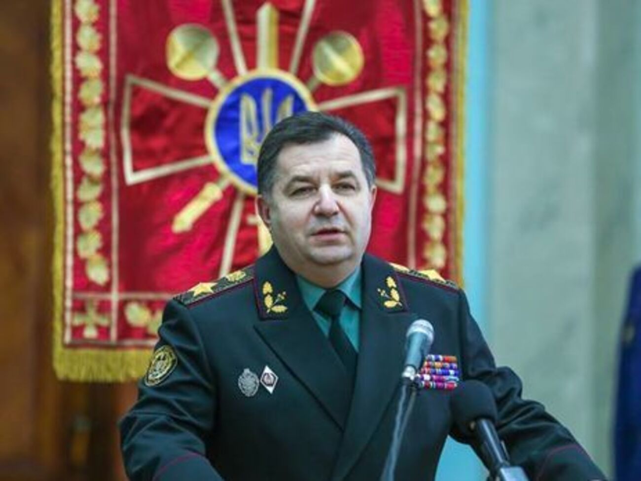 Полторак &ndash; пленным украинским морякам: Мы с вами, мы боремся за вас и молимся, чтобы вы скорей оказались дома