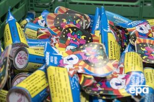 "Повернись живим": Откажитесь от салютов. А сэкономленные средства переводите на помощь армии
