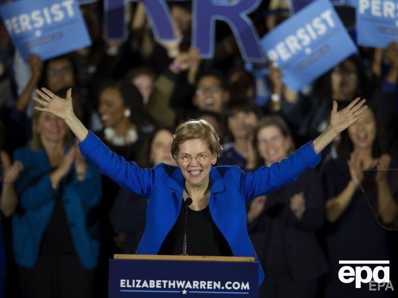 Уоррен 69 лет