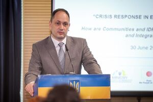 Черниш повідомив, що більше ніж третина співробітників його міністерства – переселенці