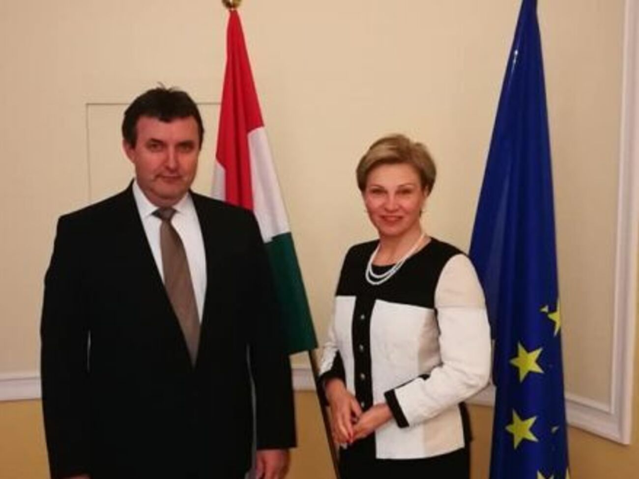 Непоп проинформировала венгерского министра о действиях России в Черном море 25 ноября