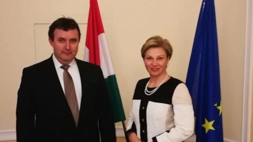 Непоп поінформувала угорського міністра про дії Росії в Чорному морі 25 листопада