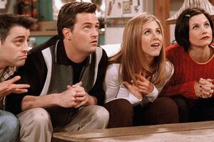 Зрители настояли, чтобы Netflix продолжил показывать сериал "Друзья"