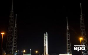 Космічний корабель стартує з мису Канаверал у Флориді