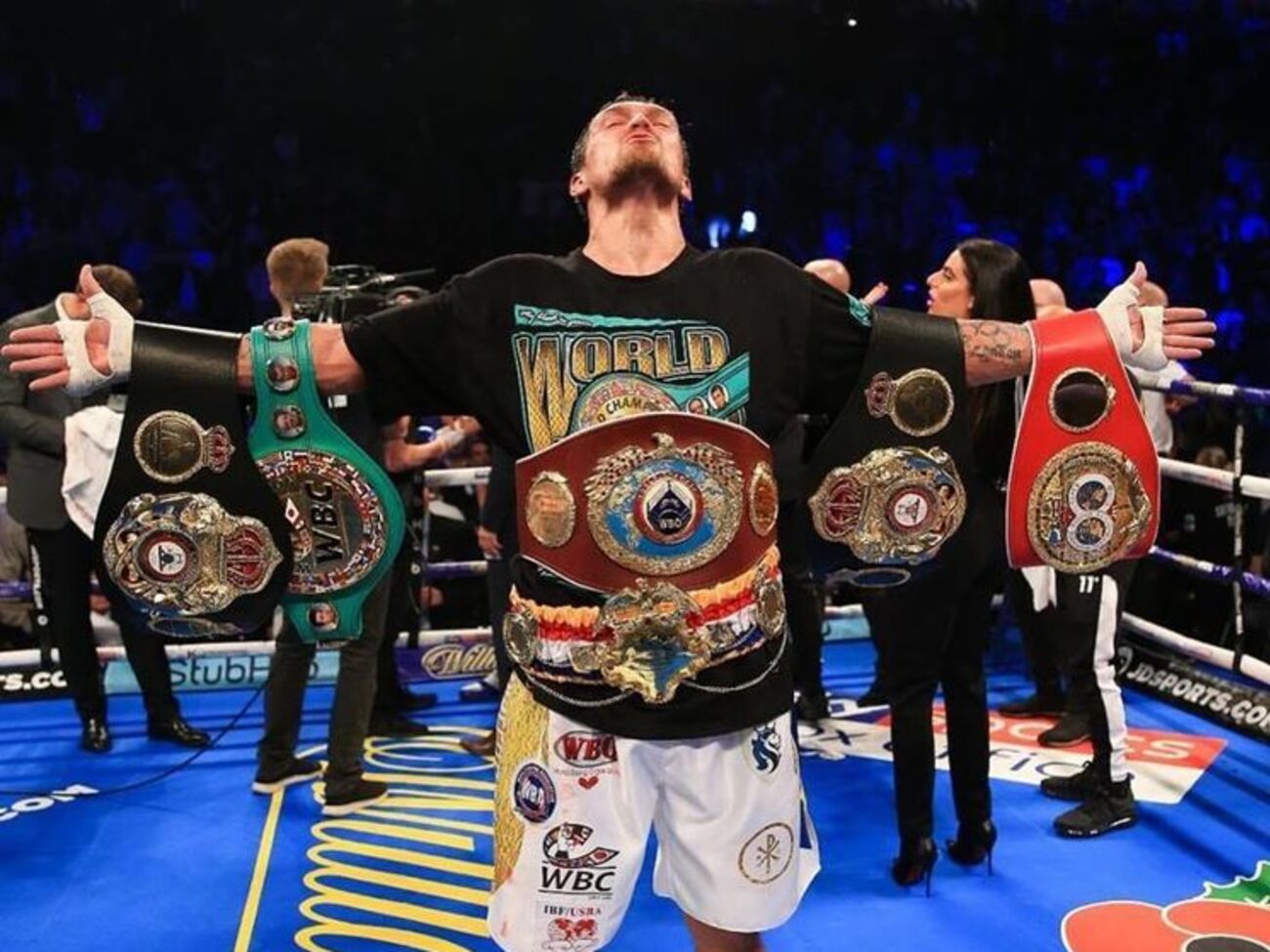 ВВС зазначає, що Усик провів "блискучий рік"