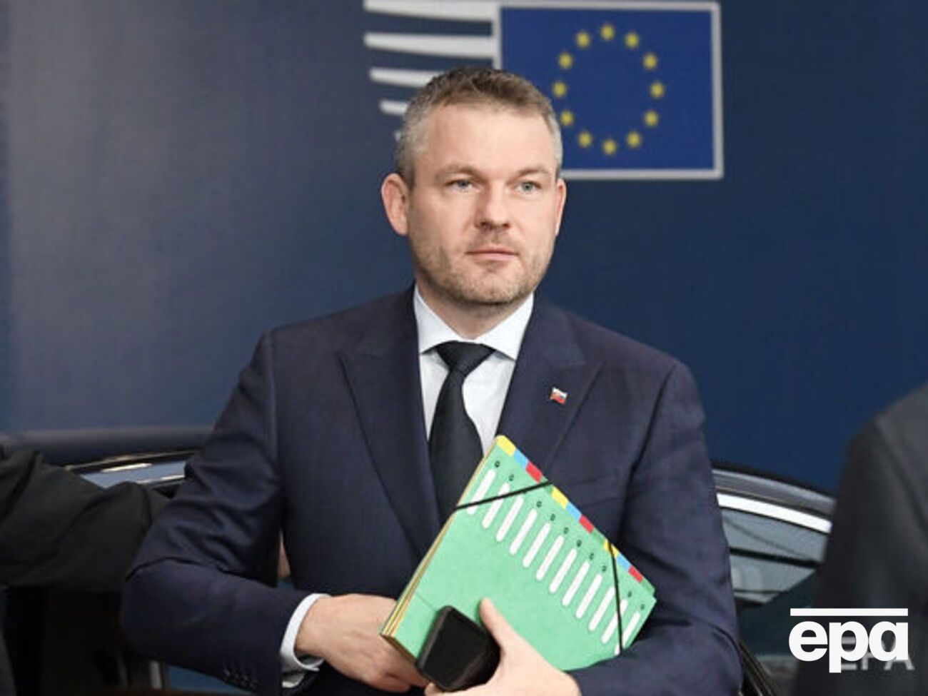 По словам Пеллегрини, Словакия выслала российского дипломата 22 ноября, и он покинул страну в течение 48 часов