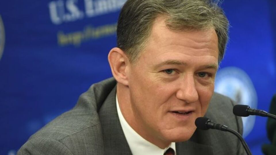 Кент: Украине стоит взвесить, не пойдет ли Россия на новое нарушение своих международных обязательств