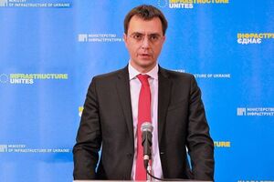 Омелян: Москва здійснює ручне регулювання доступу торговельних суден в українські морські порти Азовського моря