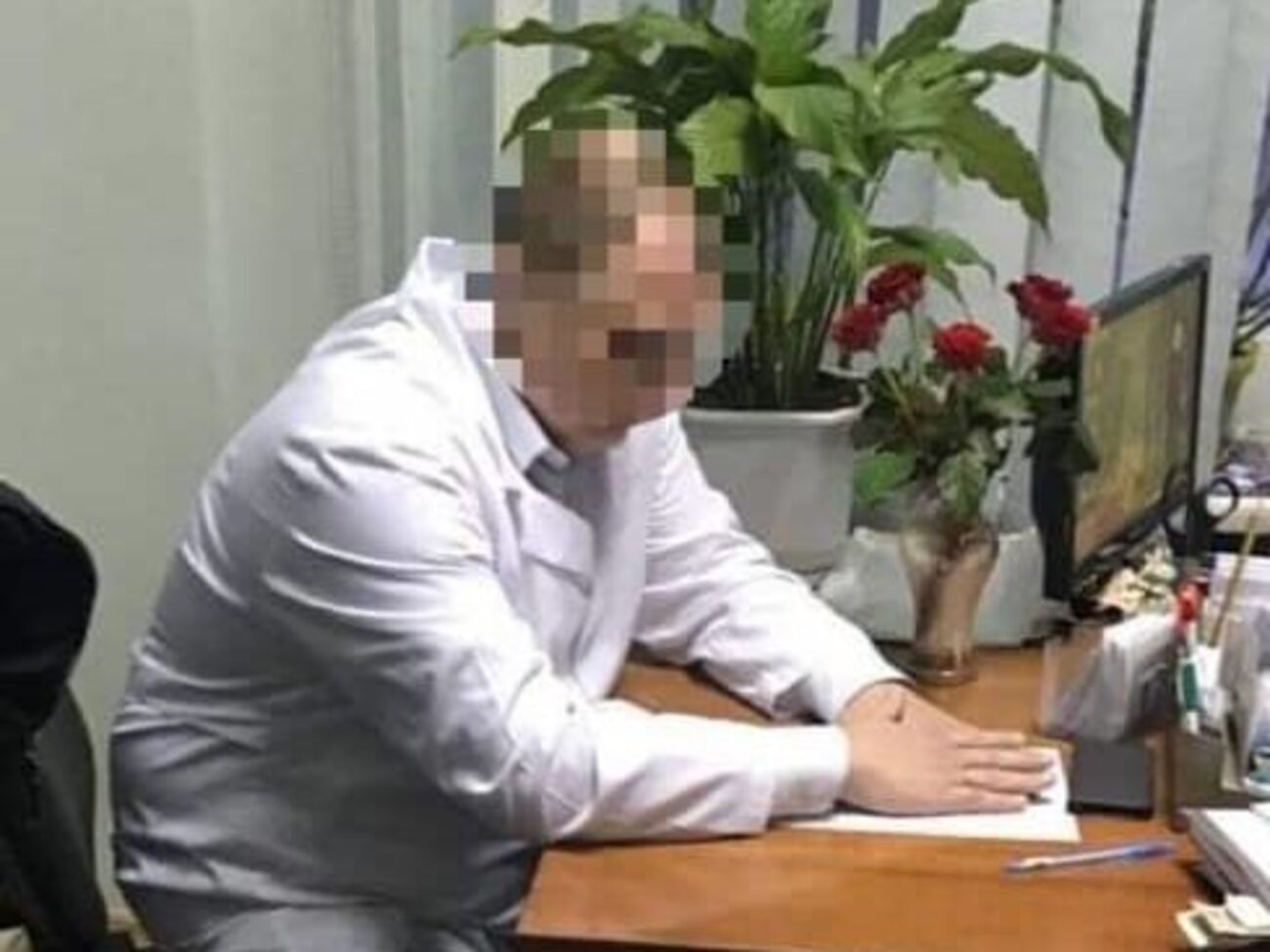 Зловмисників було затримано на робочому місці після отримання неправомірної вигоди
