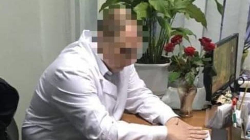 Зловмисників було затримано на робочому місці після отримання неправомірної вигоди