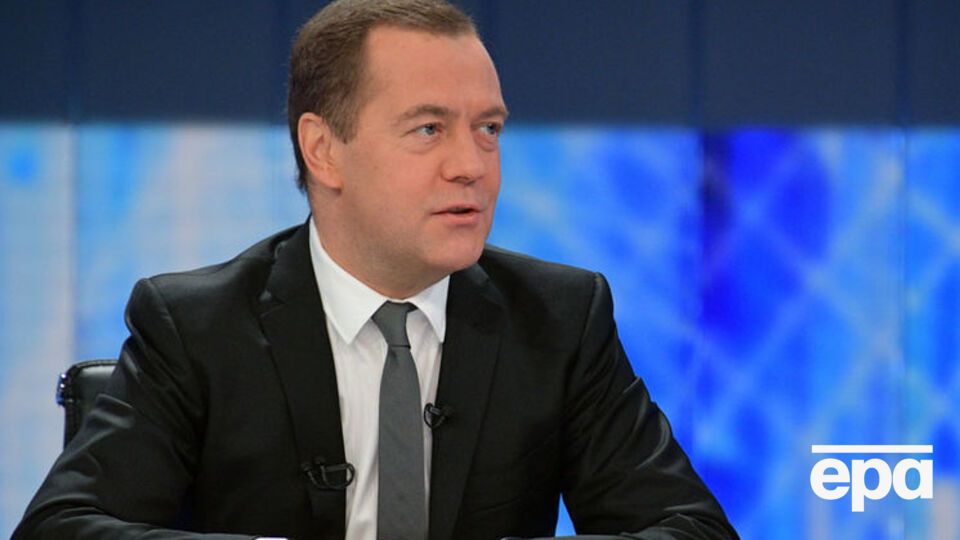 Медведев: Мы поставляем зерно, другие виды товаров на мировые рынки