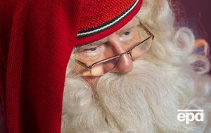 Руководитель начальной школы после инцидента сообщила, что верит в существование Санта-Клауса