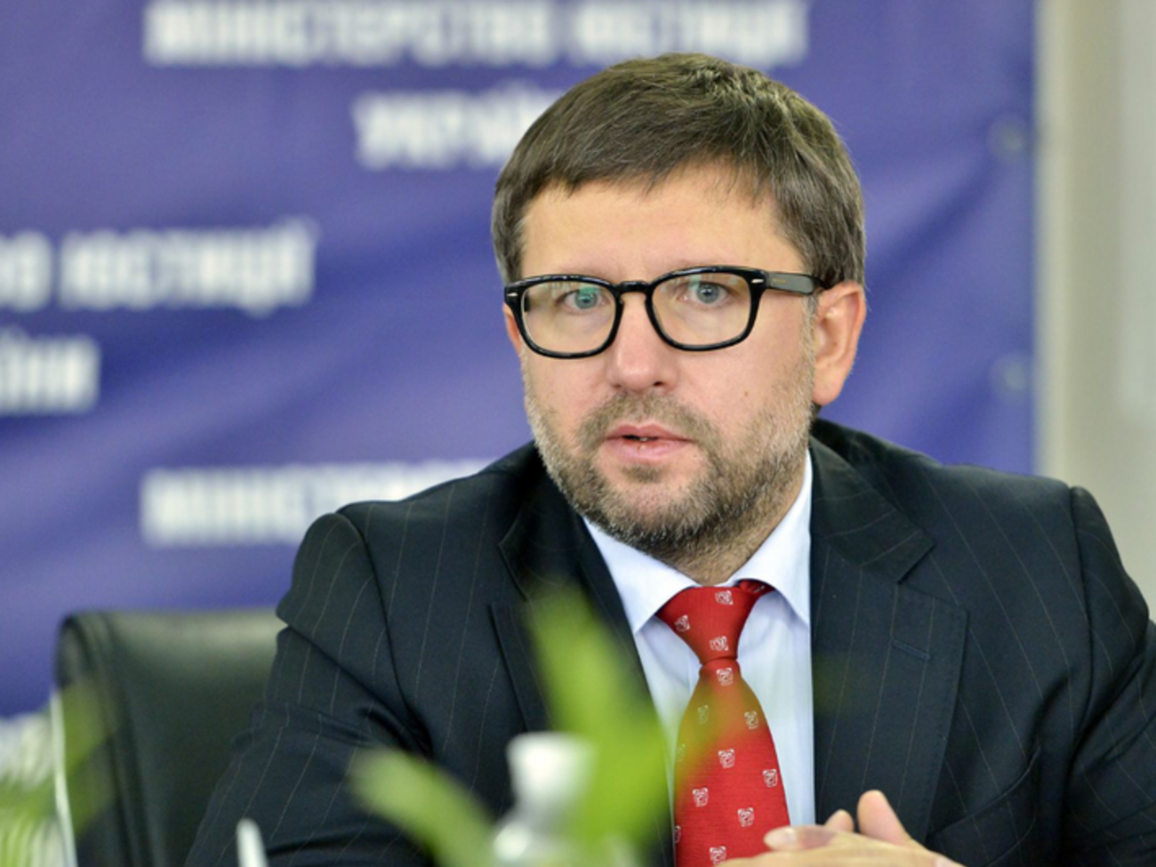 Денис Чернишов зазначив, що питання про переведення ув'язнених із колоній на не підконтрольних Україні територіях&nbsp;розв&prime;язати&nbsp;важко