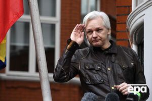 Ассанж із 2012 року живе на території посольства Еквадору в Лондоні