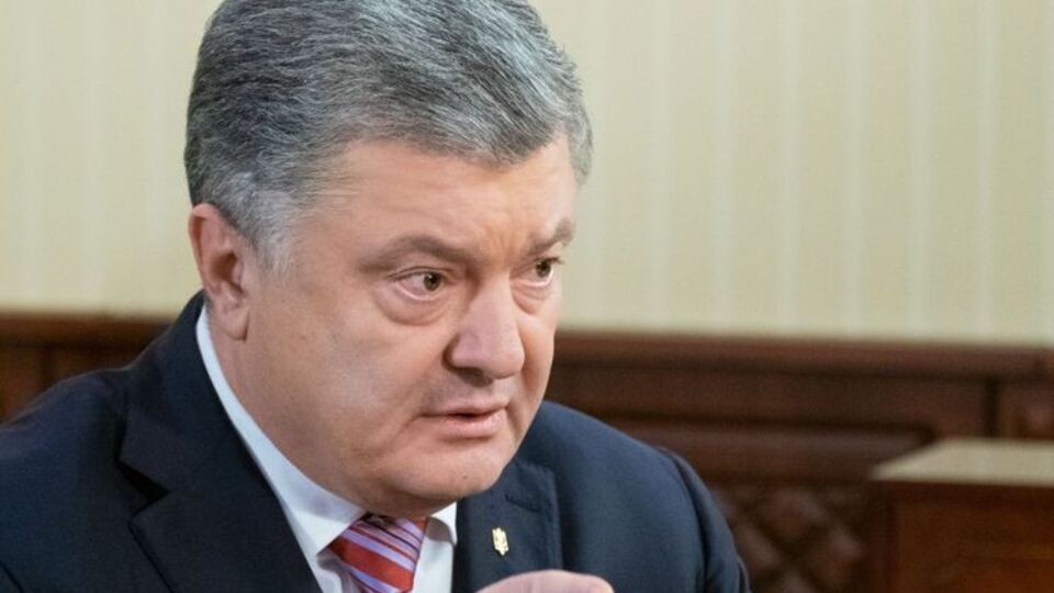 Порошенко: "Азовський" пакет санкцій проти Росії був би найменшою відповіддю світу