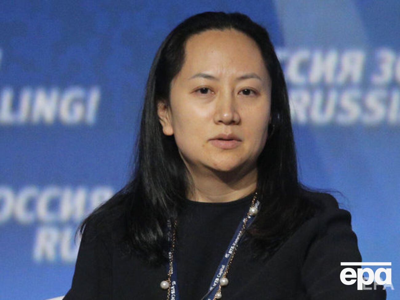 Ваньчжоу заарештували у Ванкувері на вимогу США, які подали запит на її екстрадицію у зв'язку з "іранською справою" Huawei