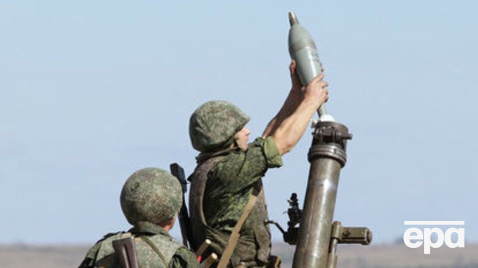 Разведка Минобороны: Под видом подготовки к учениям боевики создают дополнительные оперативные резервы вооружения и военной техники