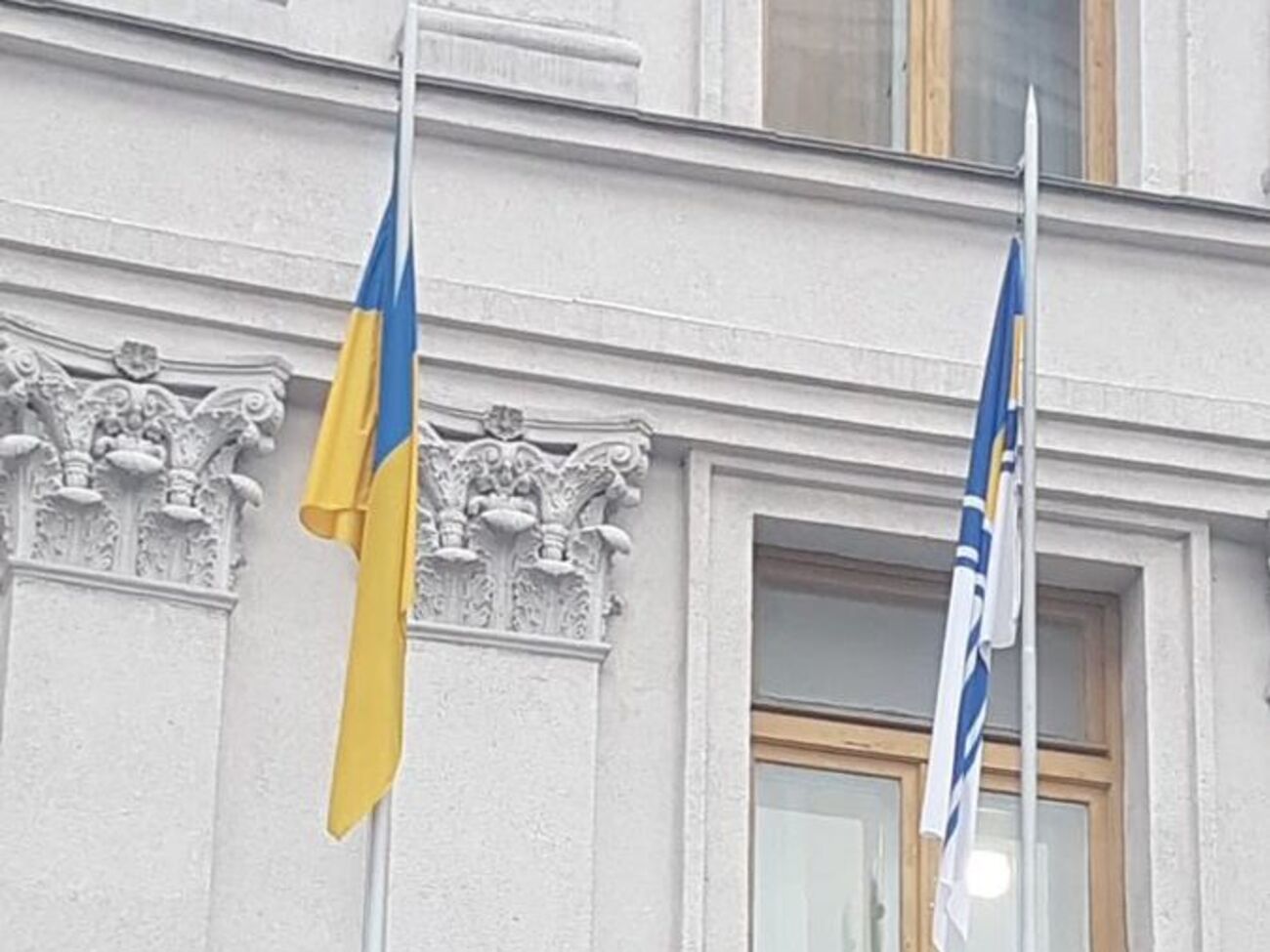 Про підняття прапора Клімкін повідомив 7 грудня