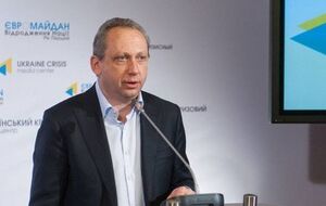 "Запасних партнерів" на випадок від′єднання РФ від Visa і MasterСard російські банки можуть пошукати в Ірані чи КНДР
