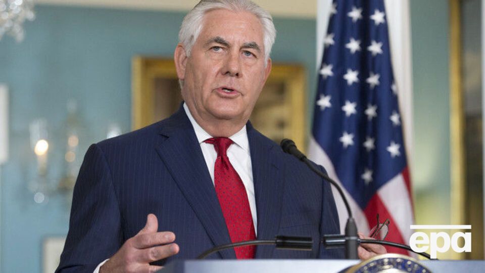 Трамп заявив, що не міг відразу позбутися Тіллерсона (на фото)