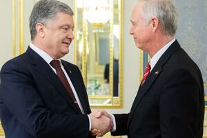 Співрозмовники говорили про необхідність і надалі зміцнювати міжнародний тиск на Росію