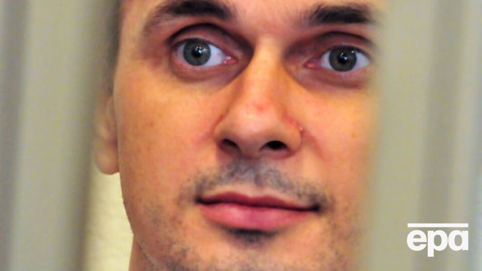 Правозащитники сообщили, что Сенцову не отдают посылку