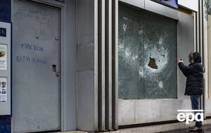 Спецслужби перевіряють роль іноземних соціальних мереж у мобілізації "жовтих жилетів"