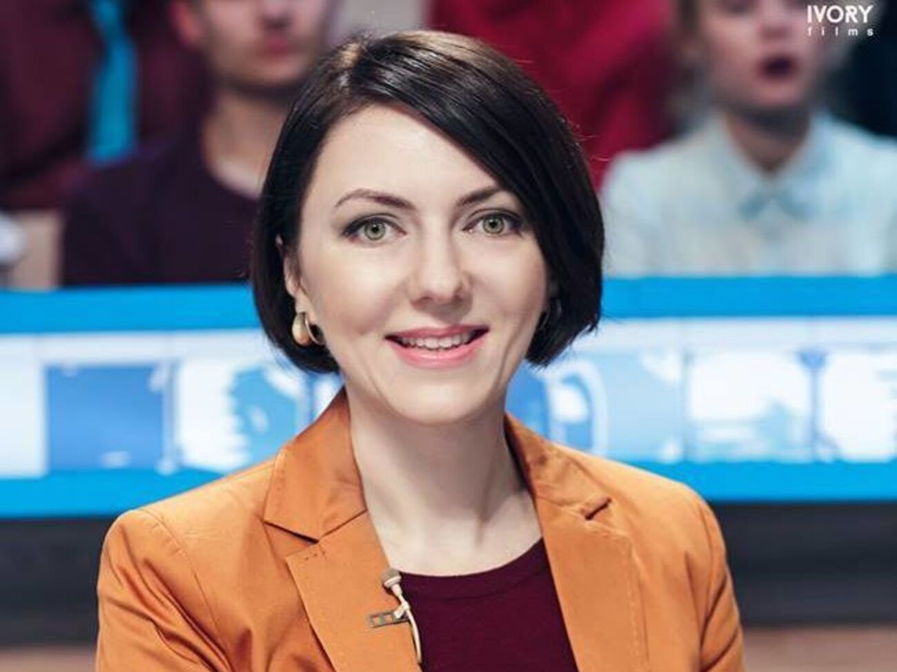 Давайте чесно. У законодавстві України немає такого терміна чи словосполучення, як "національні дружини"