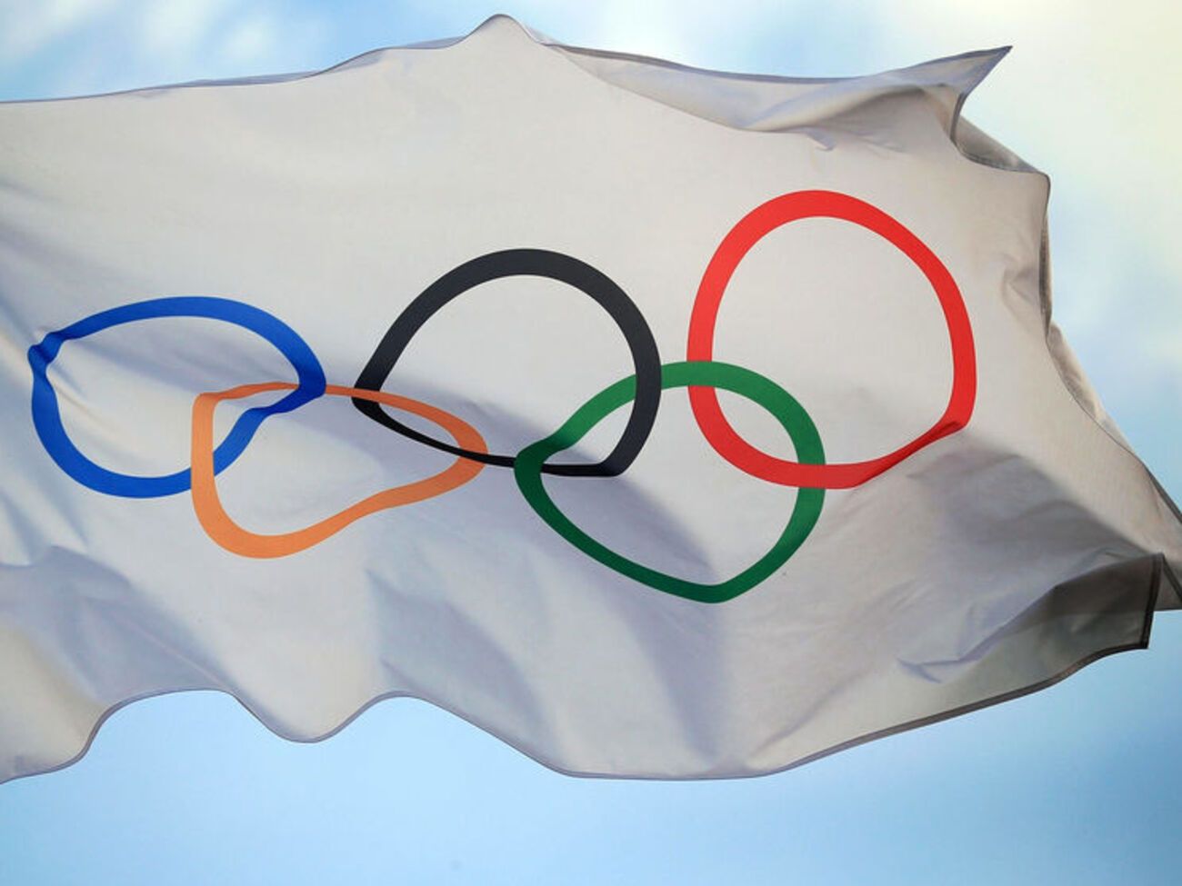 Росія знову посідає перше місце медального заліку Олімпіади 2014