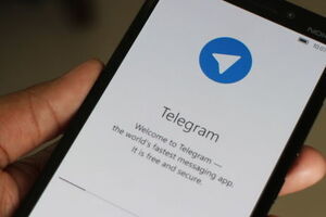 По словам Дурова, Telegram для Android ежедневно скачивают более 500 тыс. пользователей, а Telegram для iOS – примерно 100 тыс.