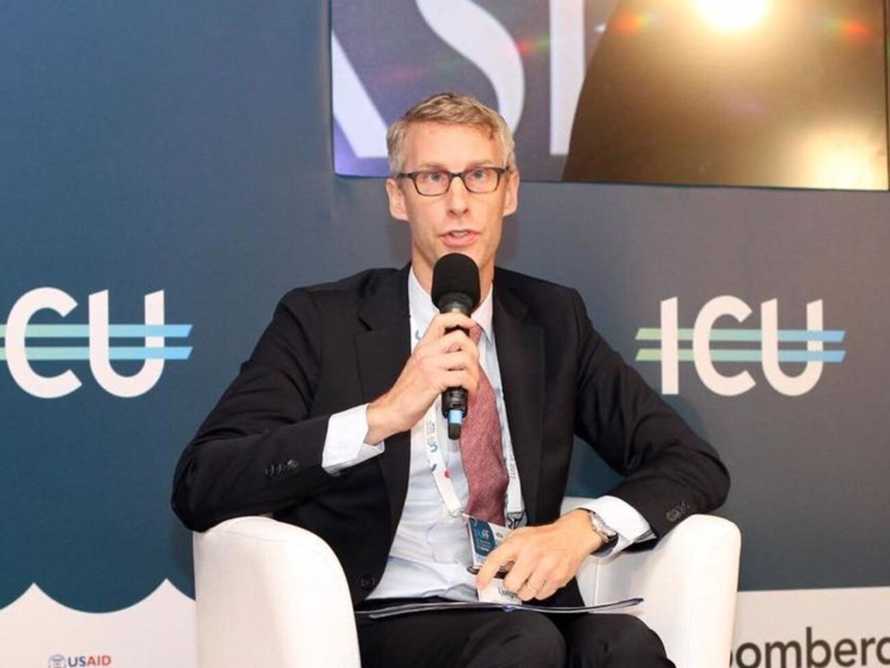 Люнгман:&nbsp;Есть соблазн очень быстро увеличить зарплату, но это будет плохо отражаться на росте экономики