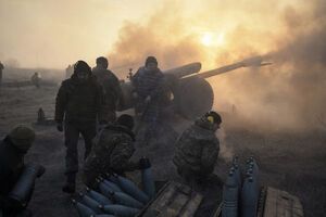 Противник вел огонь из 82-мм минометов и гранатометов различных видов