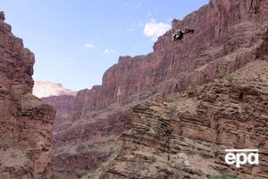 В районе Большого каньона потерпел крушение прогулочный вертолет