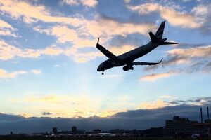 Пассажирам рекомендуют не выезжать в аэропорт и обращаться в свои авиакомпании