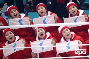 Північна Корея відправила на Олімпіаду чирлідерів