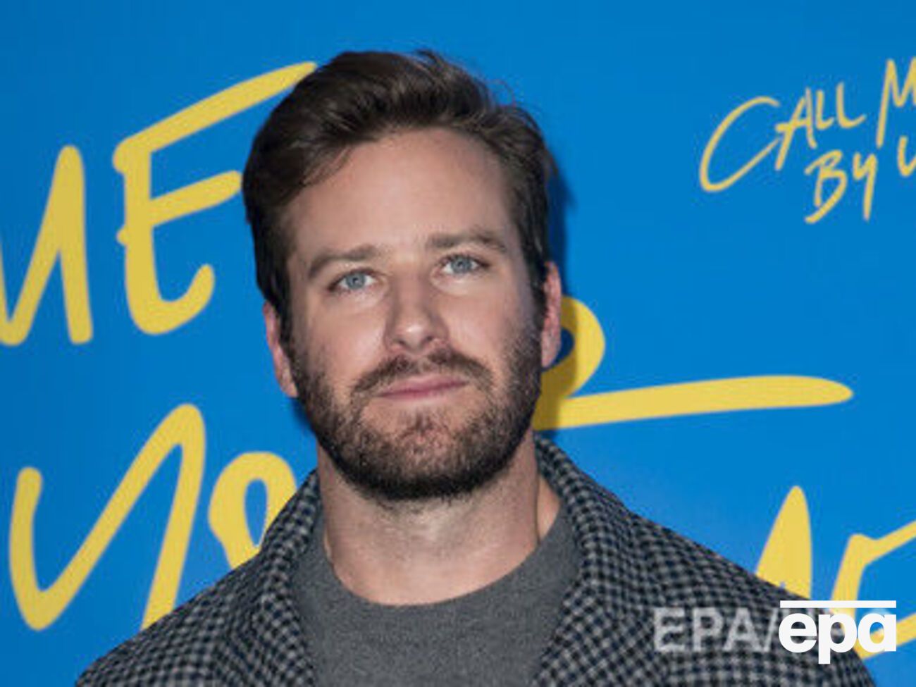 Хаммер сыграет бармена