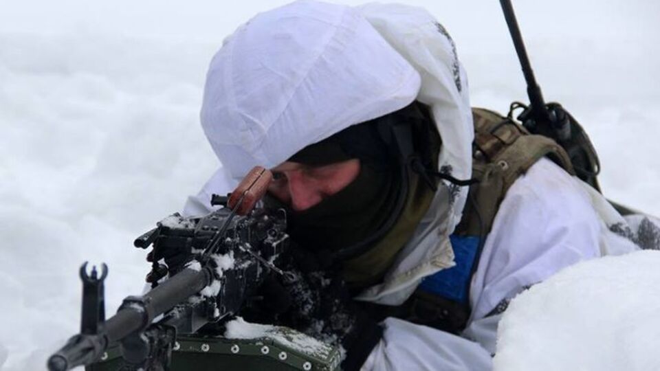 Наиболее интенсивный огонь боевики вели у Крымского Луганской области