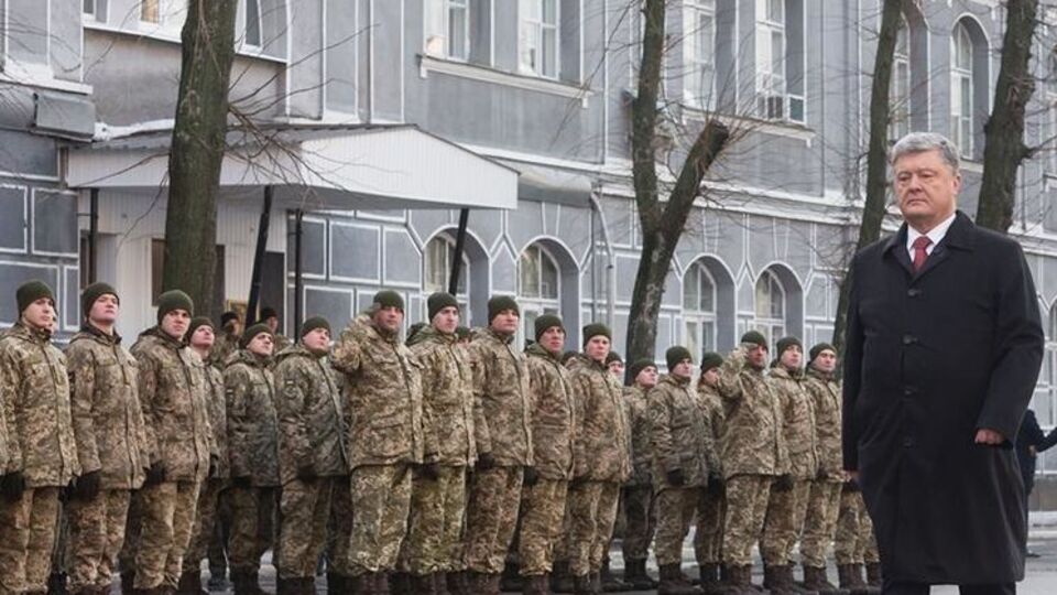 5 лютого президент України Петро Порошенко схвалив рішення РНБО про подання у Верховну Раду закону "Про національну безпеку України"