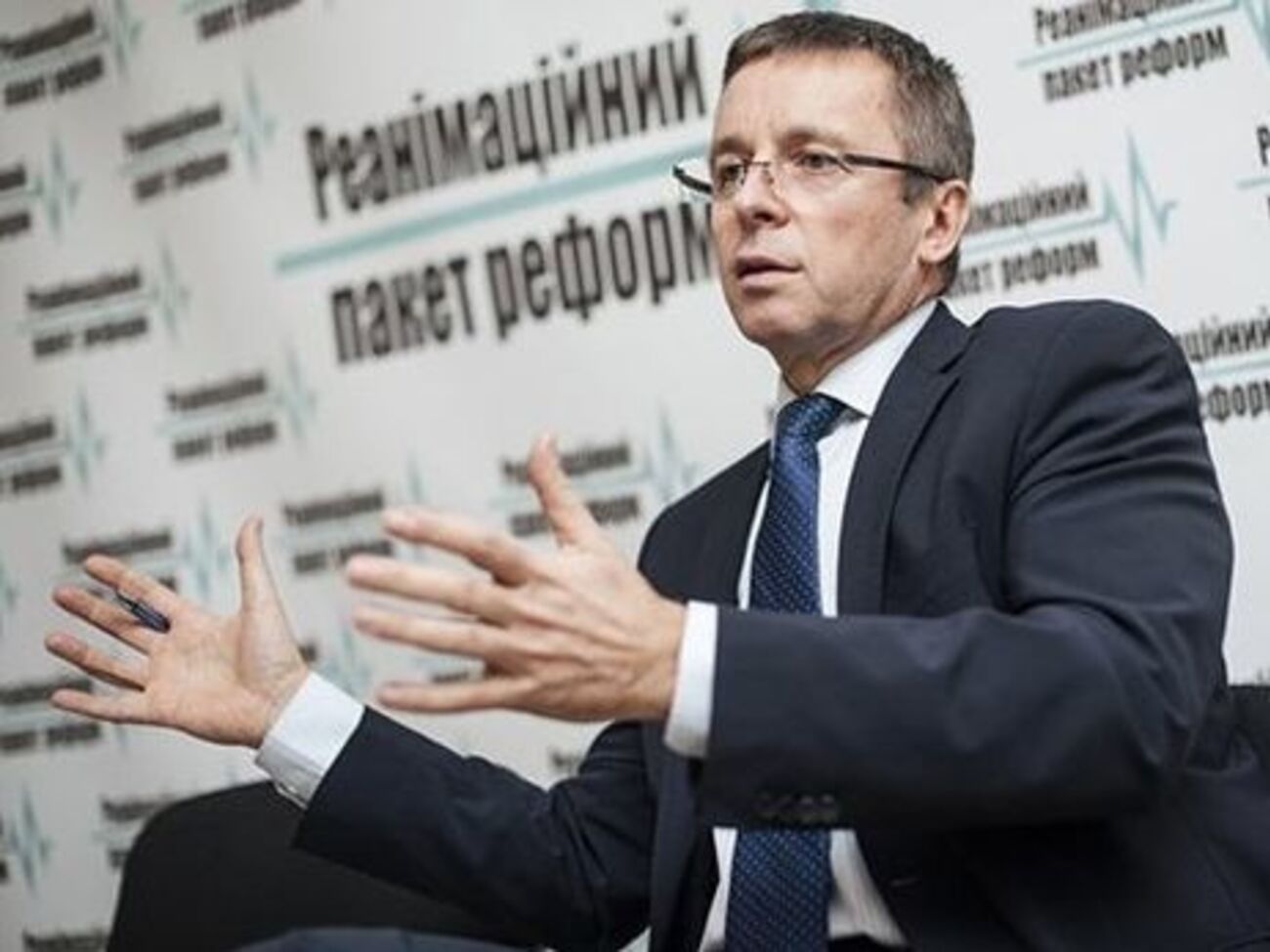 Міклош: Потрібна демонополізація ринку. Коли буде конкуренція, ми можемо очікувати, що ціни на газ знизяться