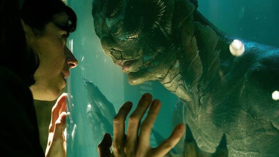 Все фаллоимитаторы в виде органа Человека-амфибии раскупили, ожиается новая партия