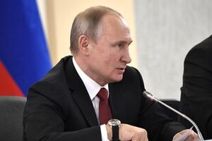 12 февраля Путин говорил хриплым голосом