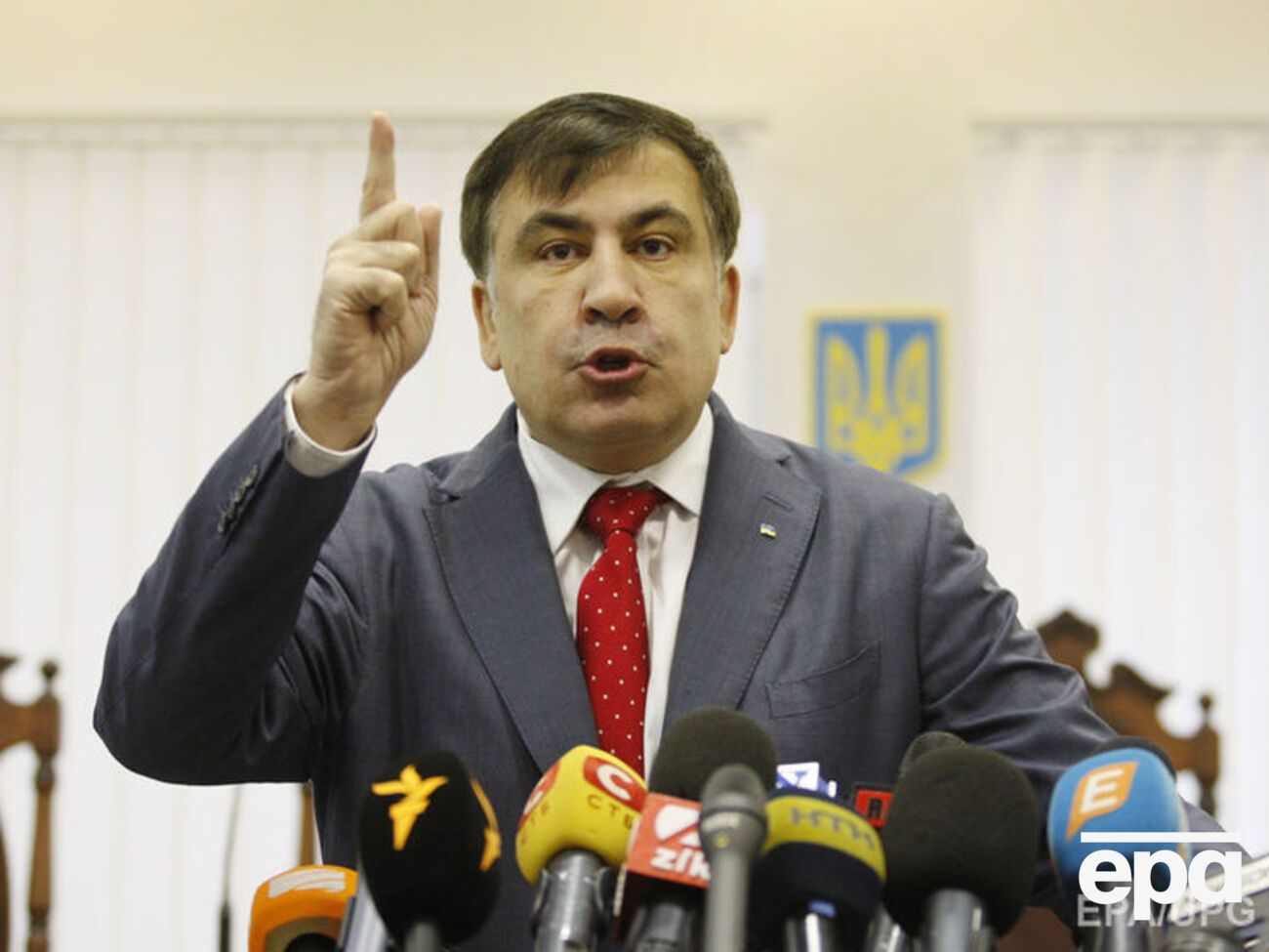 Саакашвілі вислали з України