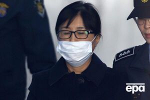 Подругу экс-президента приговорили к 20 годам тюрьмы