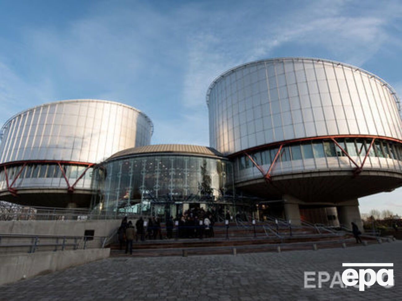 ЕСПЧ отклонил все жалобы истцов