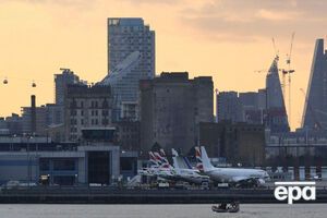 Аеропорт був закритий понад добу